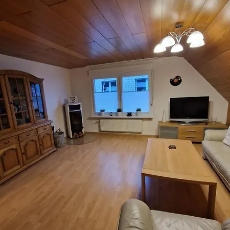 Ruhrpottbude - Private Ferienwohnung Im Herzen Des Ruhrgebiets Bochum Esterno foto